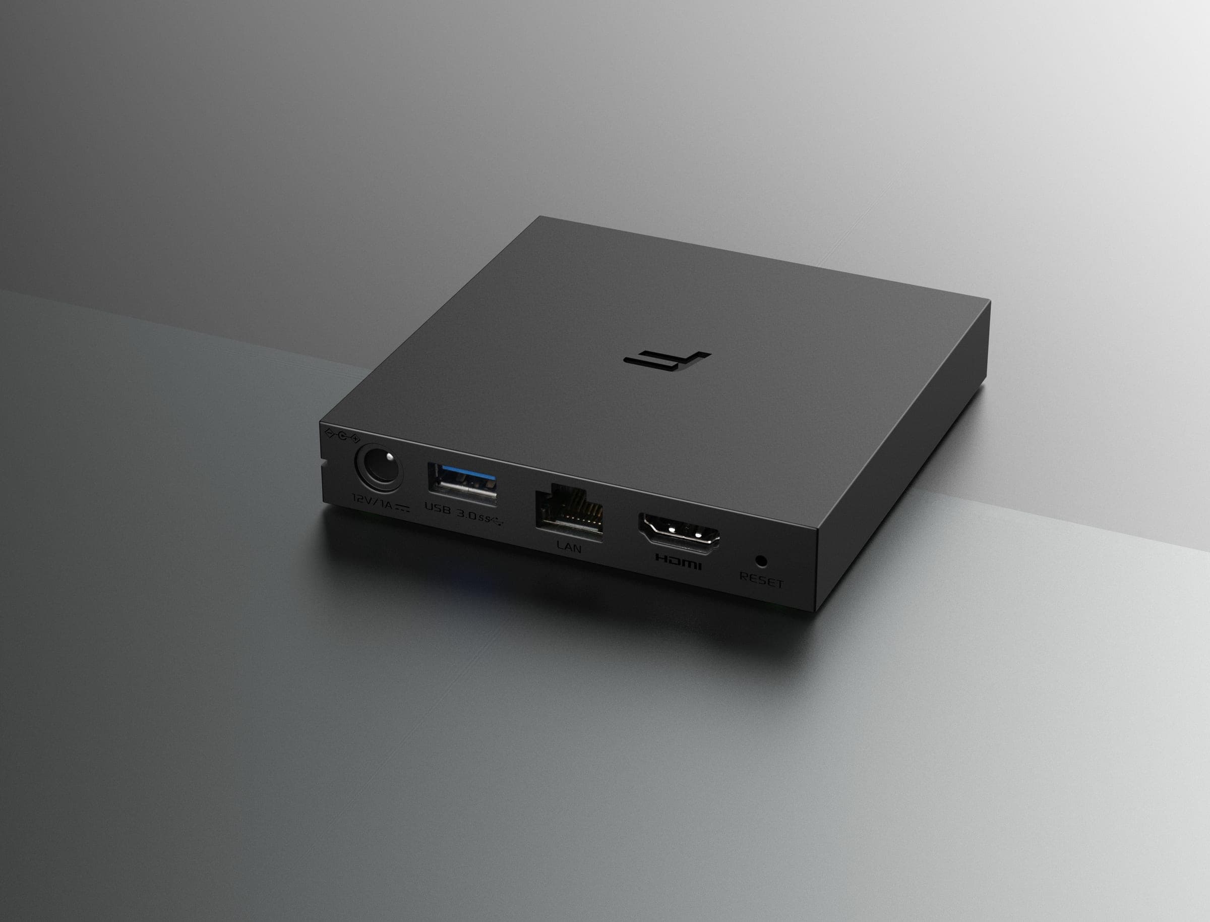 L'arrière du Z10 : alimentation 12 V, USB 3.0, réseau et HDMI