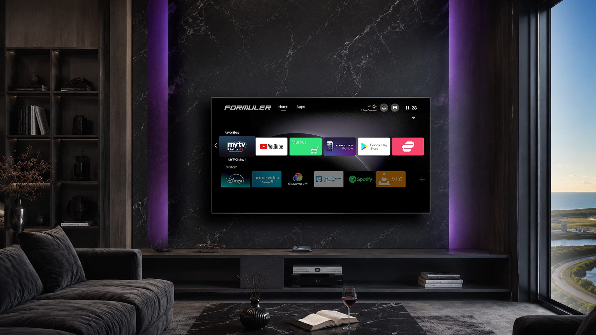 Un salon le soir, l'écran d'accueil du Z12 Pro affiché sur la télé